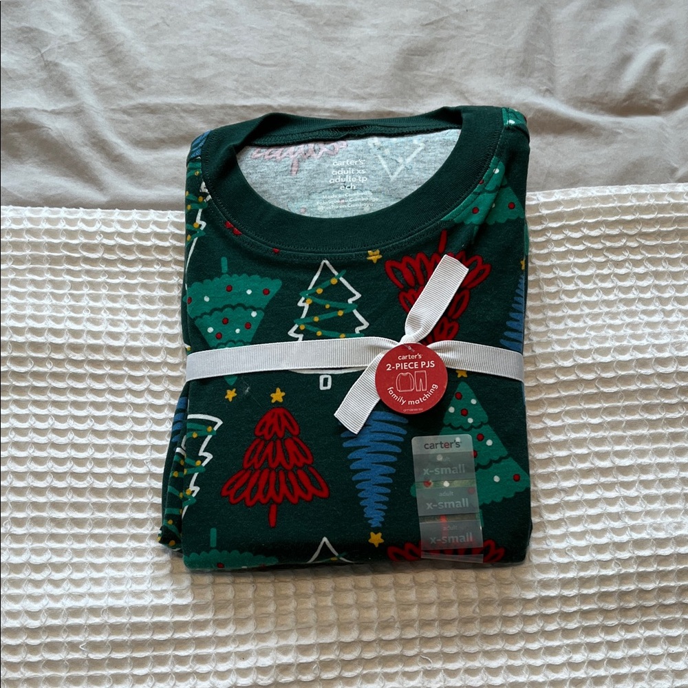 Carter's Festive Green Holiday Pajama Set